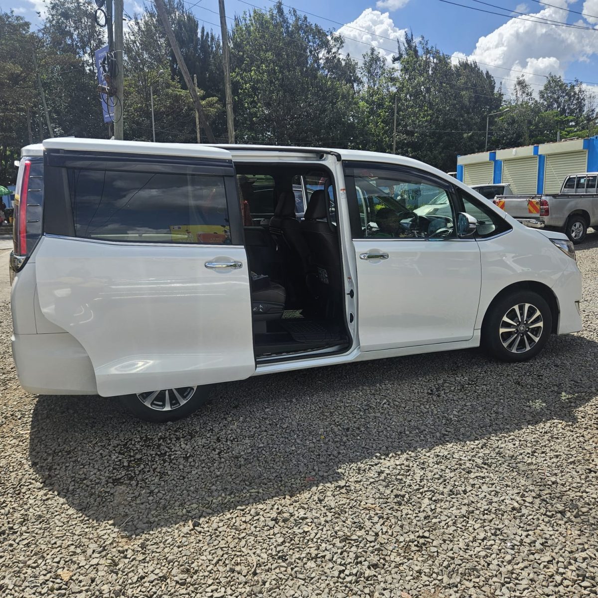 TOYOTA hire Nairobi — corporate car hire across Kenya